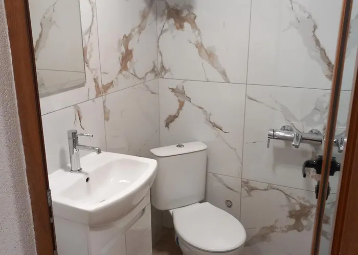 בית נופש на село דבין