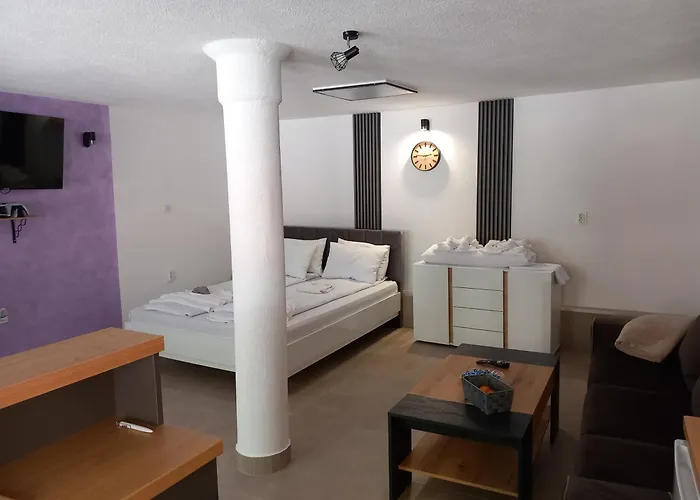 на село Девин